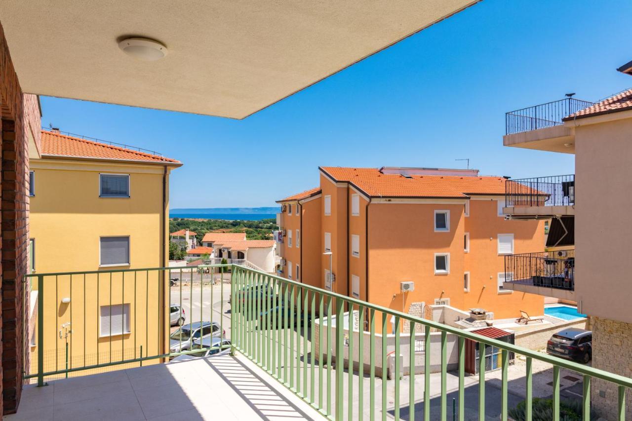 Apartments Anna Ližnjan 外观 照片