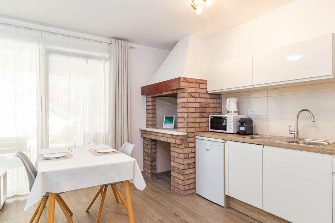 Apartments Anna Ližnjan 外观 照片